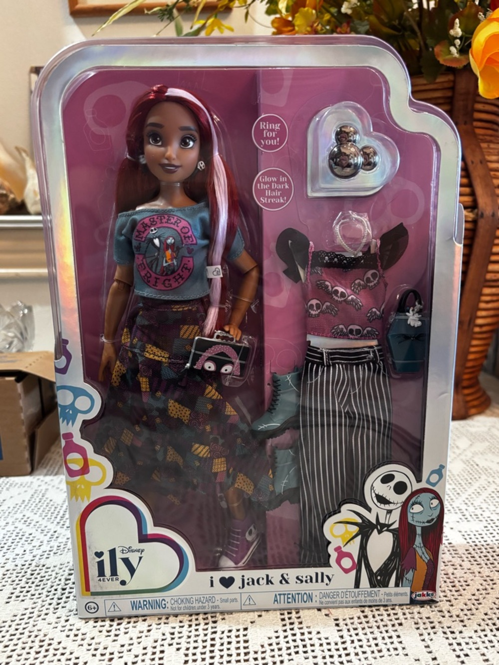 (WT 2026) Disney I ♥ Jack & Sally Fashion Doll – Pink & Teal Outfit Set